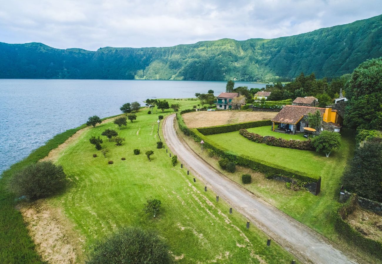 Casa em Sete Cidades - Casa da Lagoa by Green Vacations