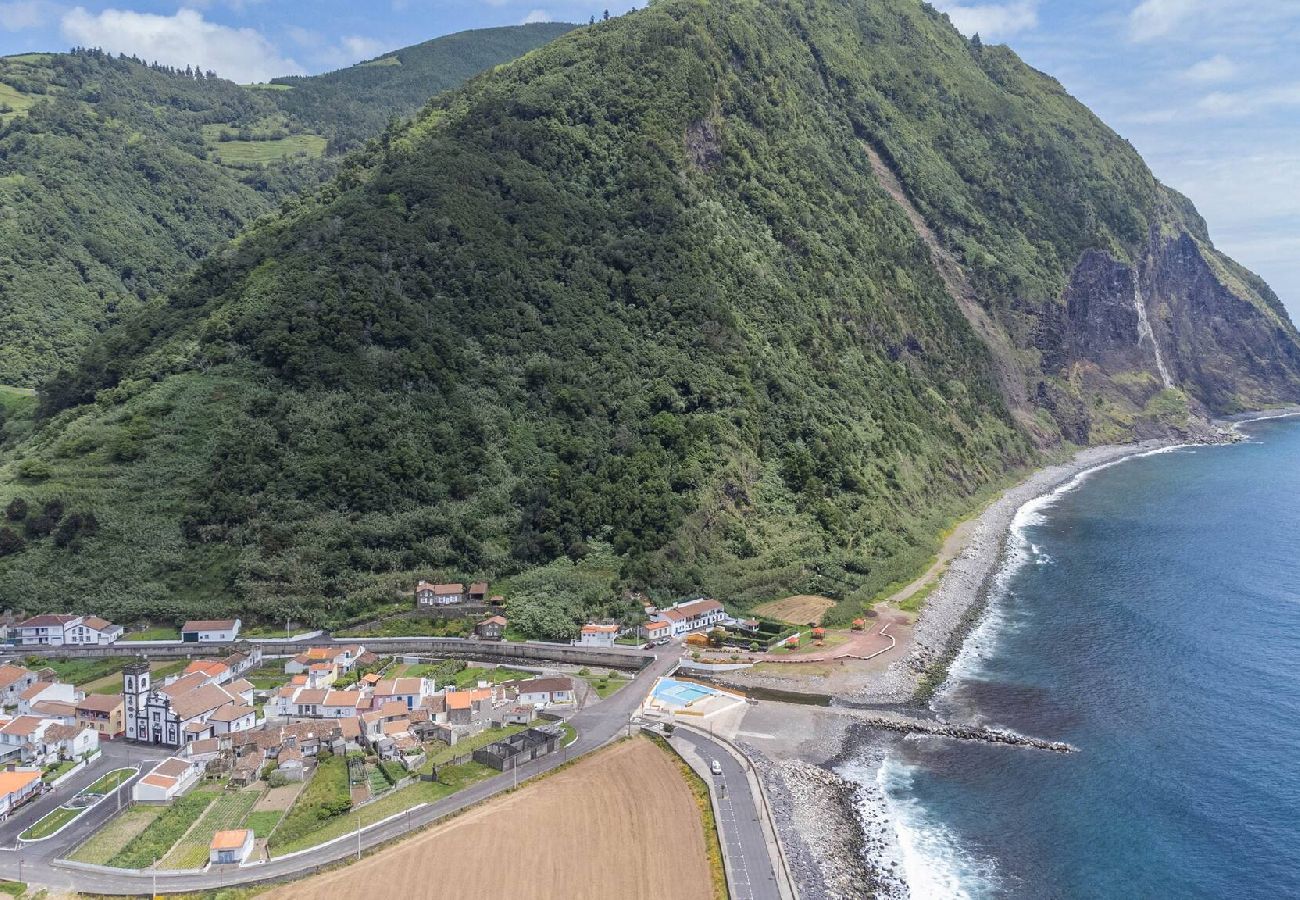 Casa em Faial da Terra - Encanto Village House