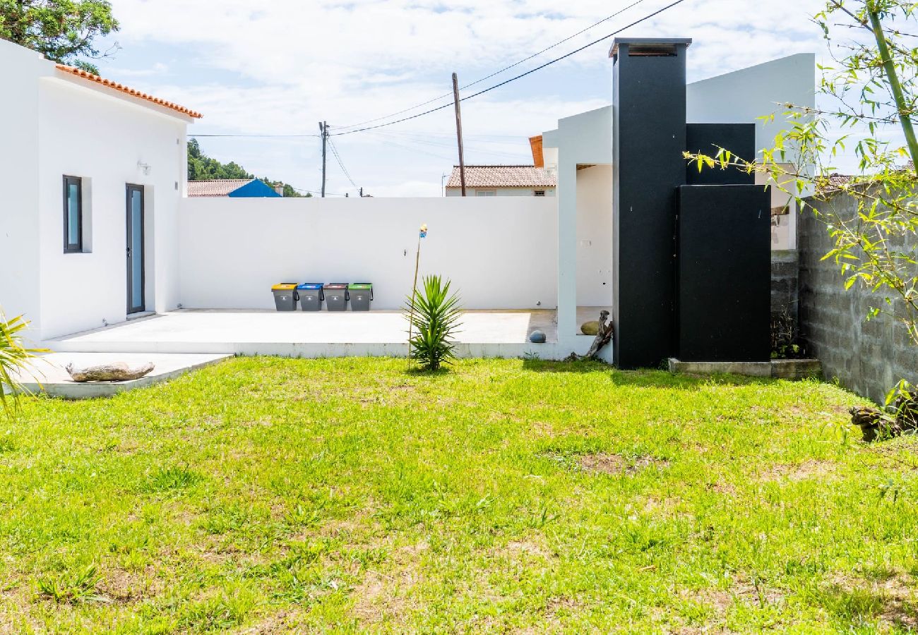 Casa em Faial da Terra - Encanto Village House