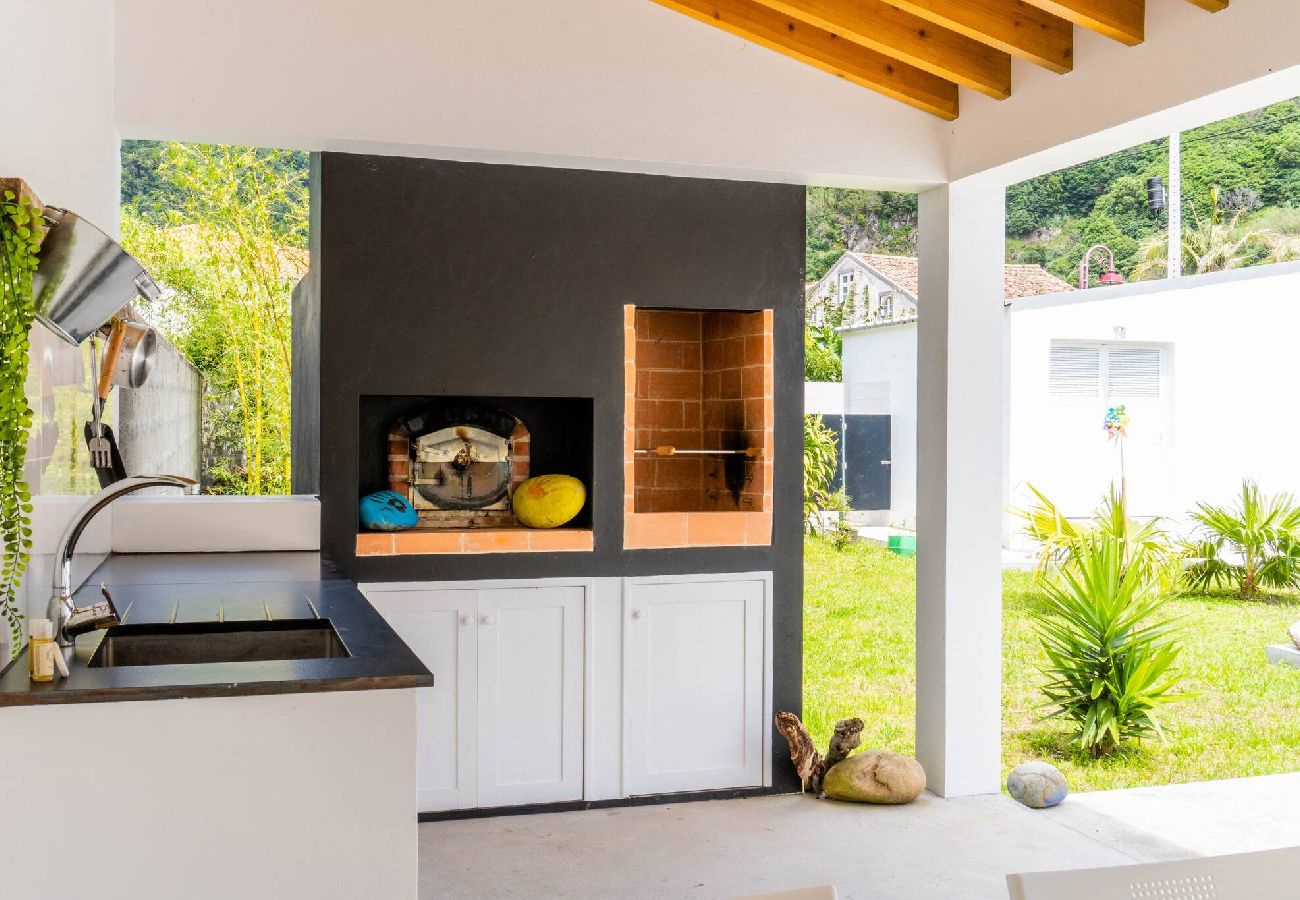 Casa em Faial da Terra - Encanto Village House