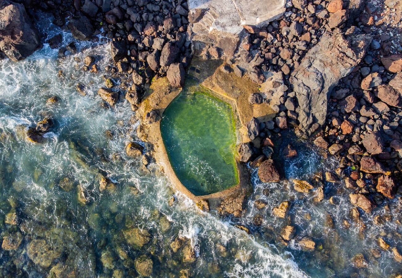 Casa em Mosteiros - Mosteiros Natural Pool House