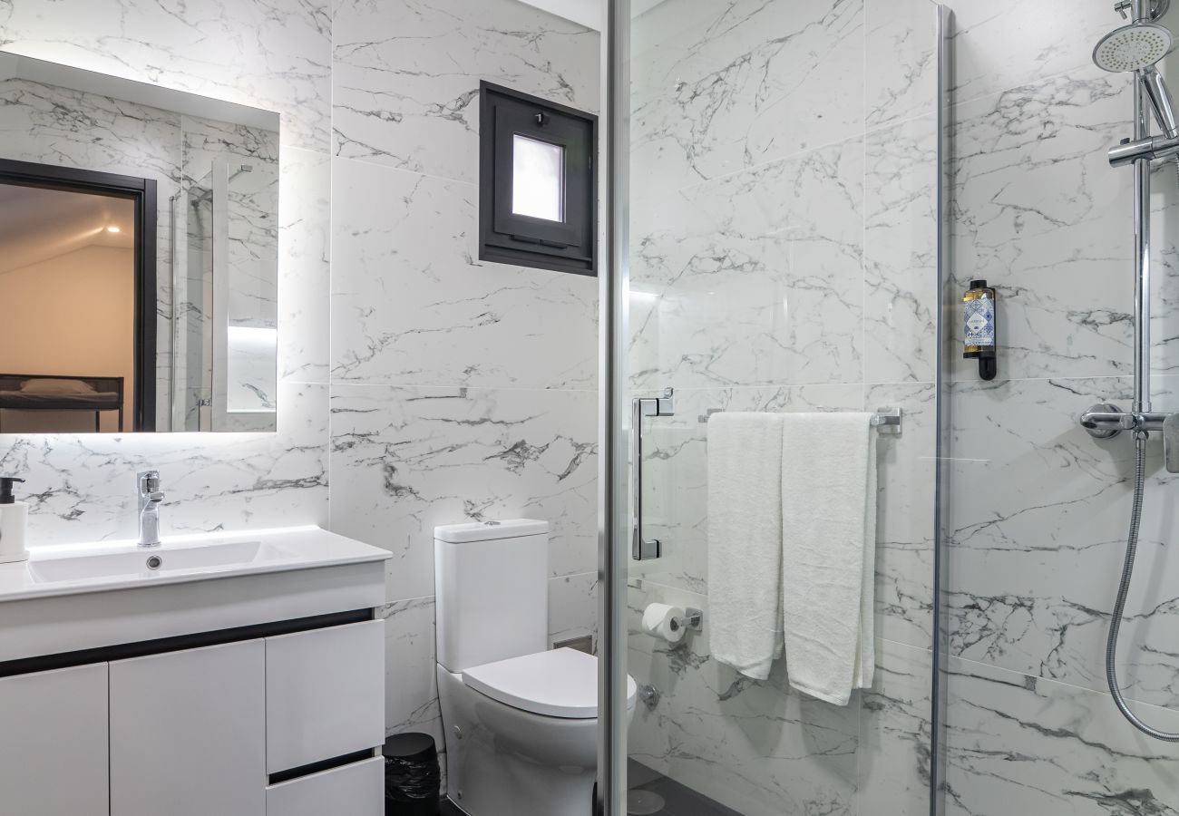 Quarto em Ponta Delgada - The Rock Hostel 1