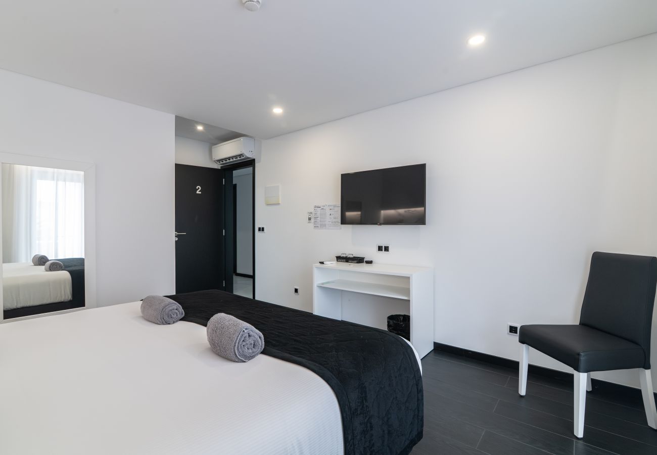 Quarto em Ponta Delgada - The Rock Hostel 1