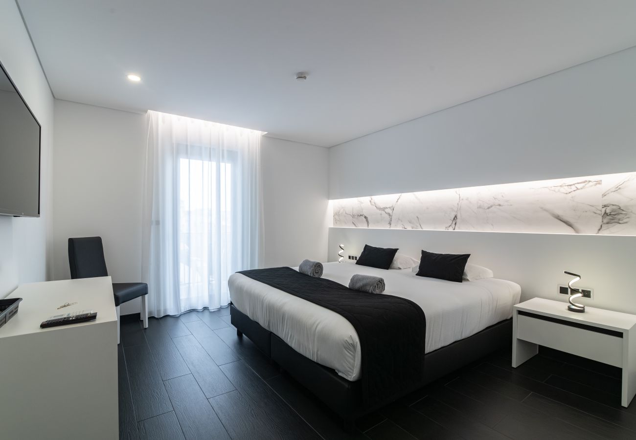 Quarto em Ponta Delgada - The Rock Hostel 1