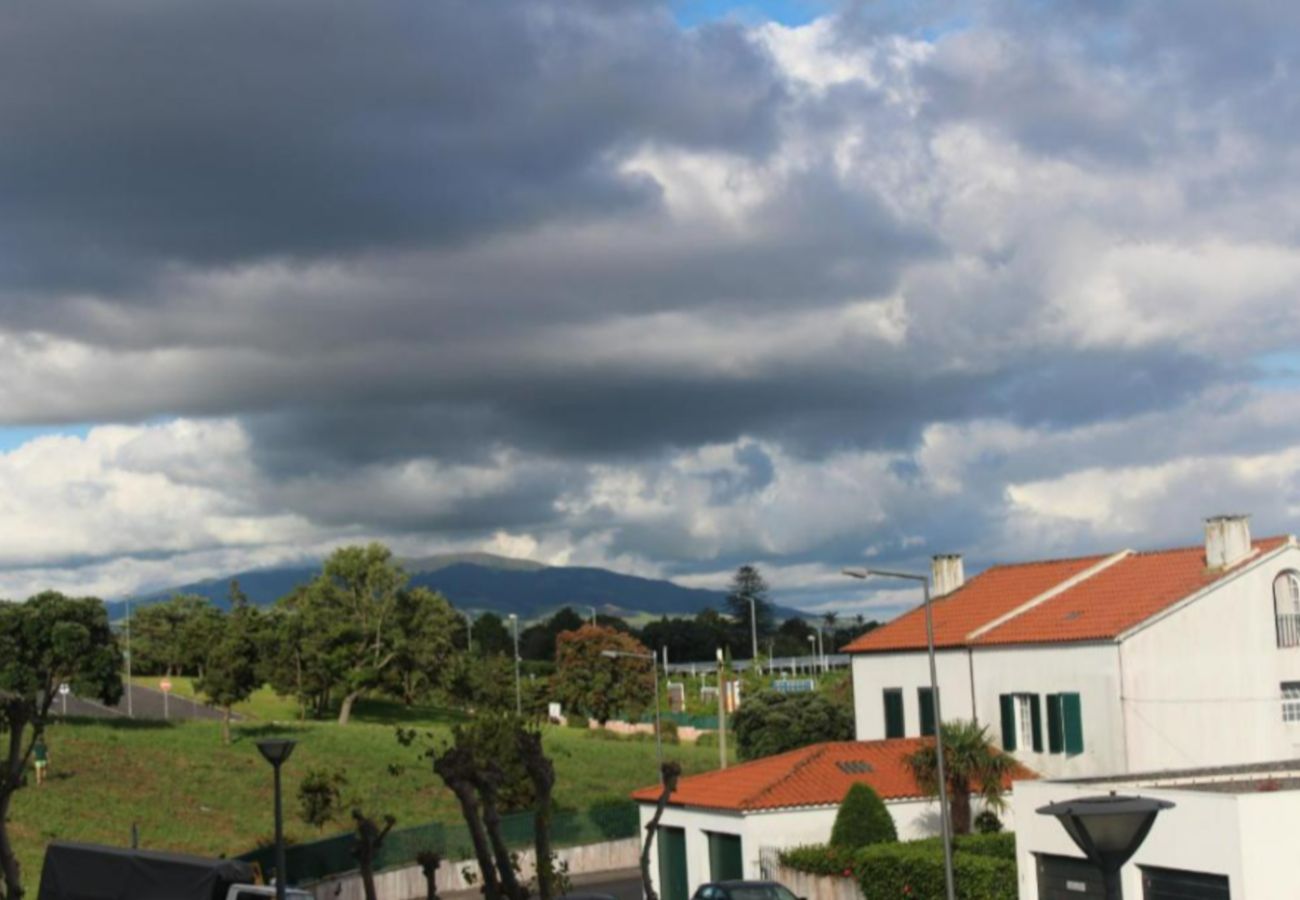 Apartamento em Ponta Delgada - Apartanita