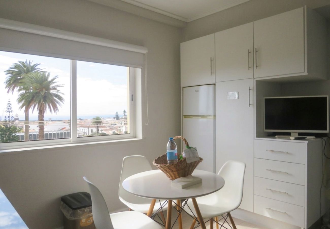 Apartamento em Ponta Delgada - Apartamentos Mãe de Deus 27 4D