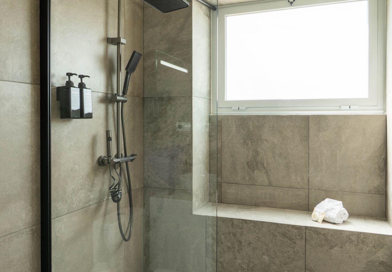 Apartamento em Ponta Delgada -  Sunset Marina View by Green Vacations