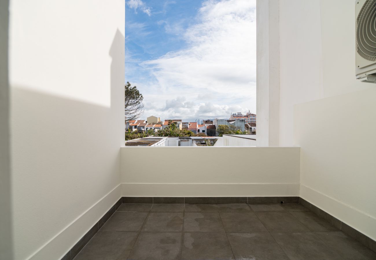 Apartamento em Ponta Delgada - MAR & LAVA 84-Downtown Apartment