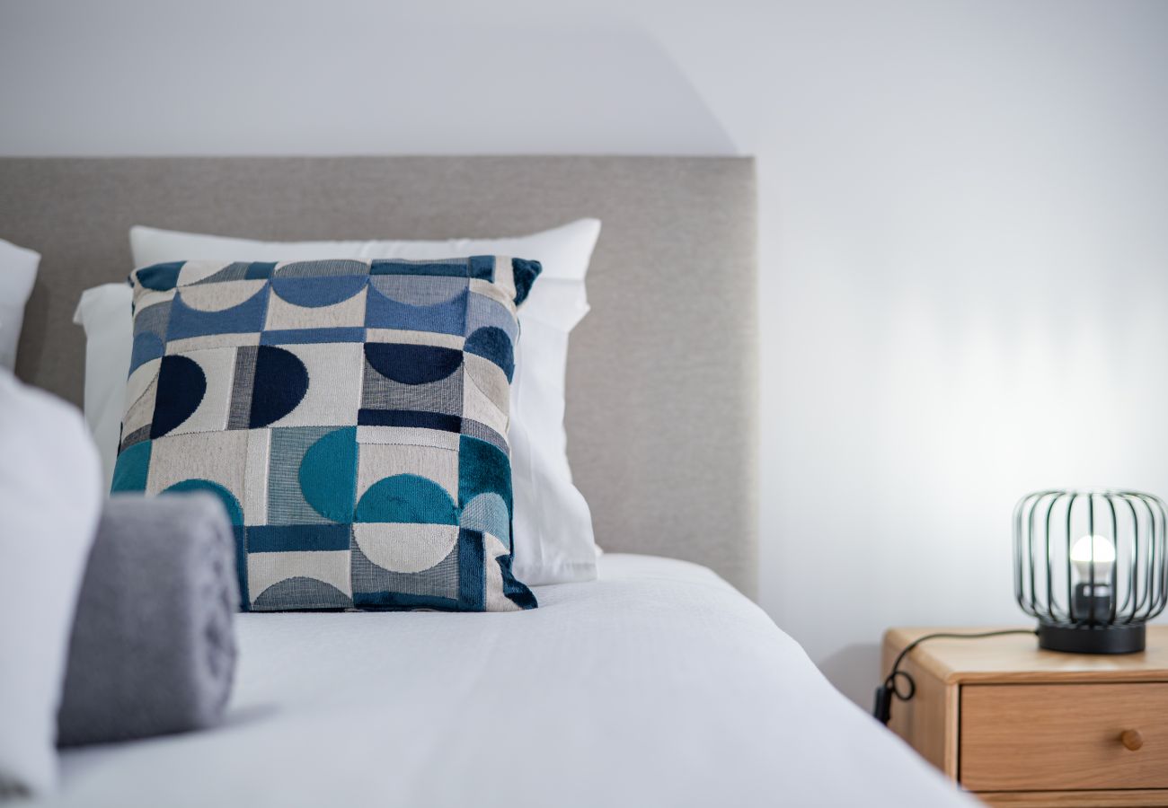 Apartamento em Ponta Delgada - MAR & LAVA 84-Downtown Apartment