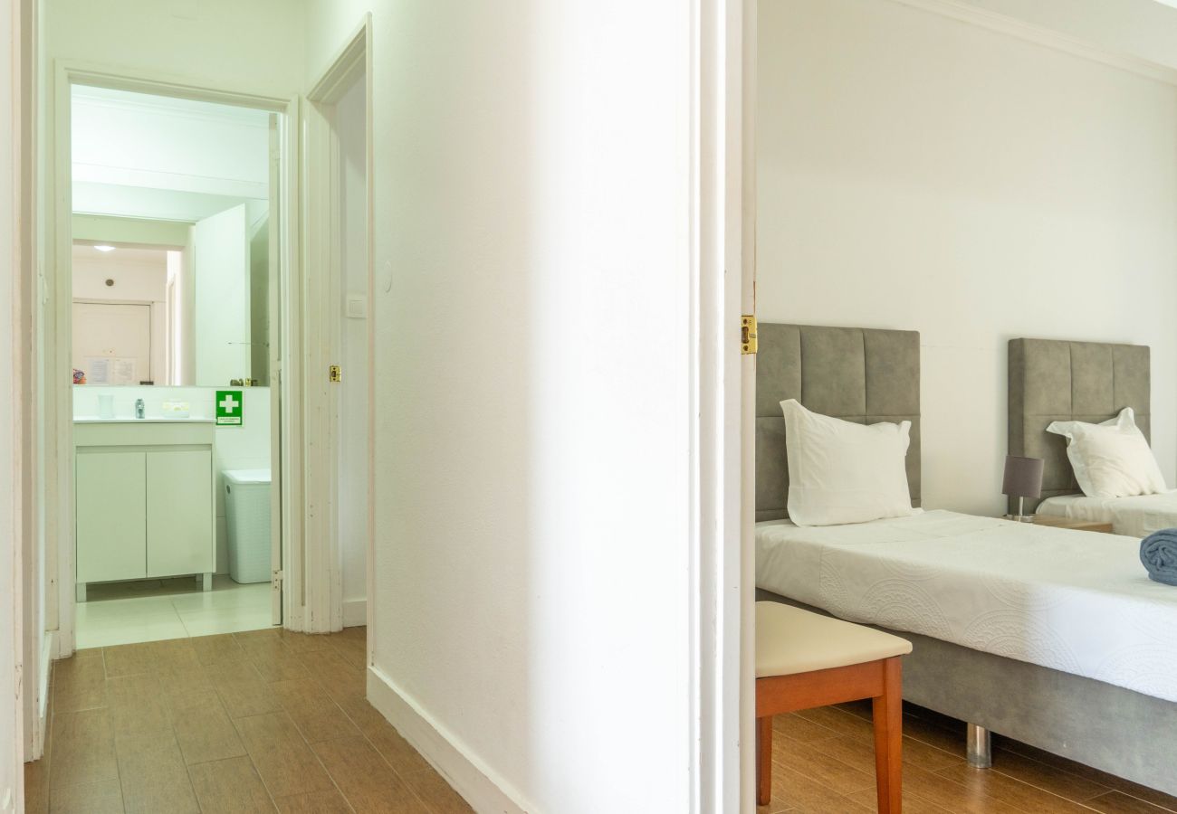 Ferienwohnung in Ponta Delgada - Apartamentos Mãe de Deus 27/3ºesq