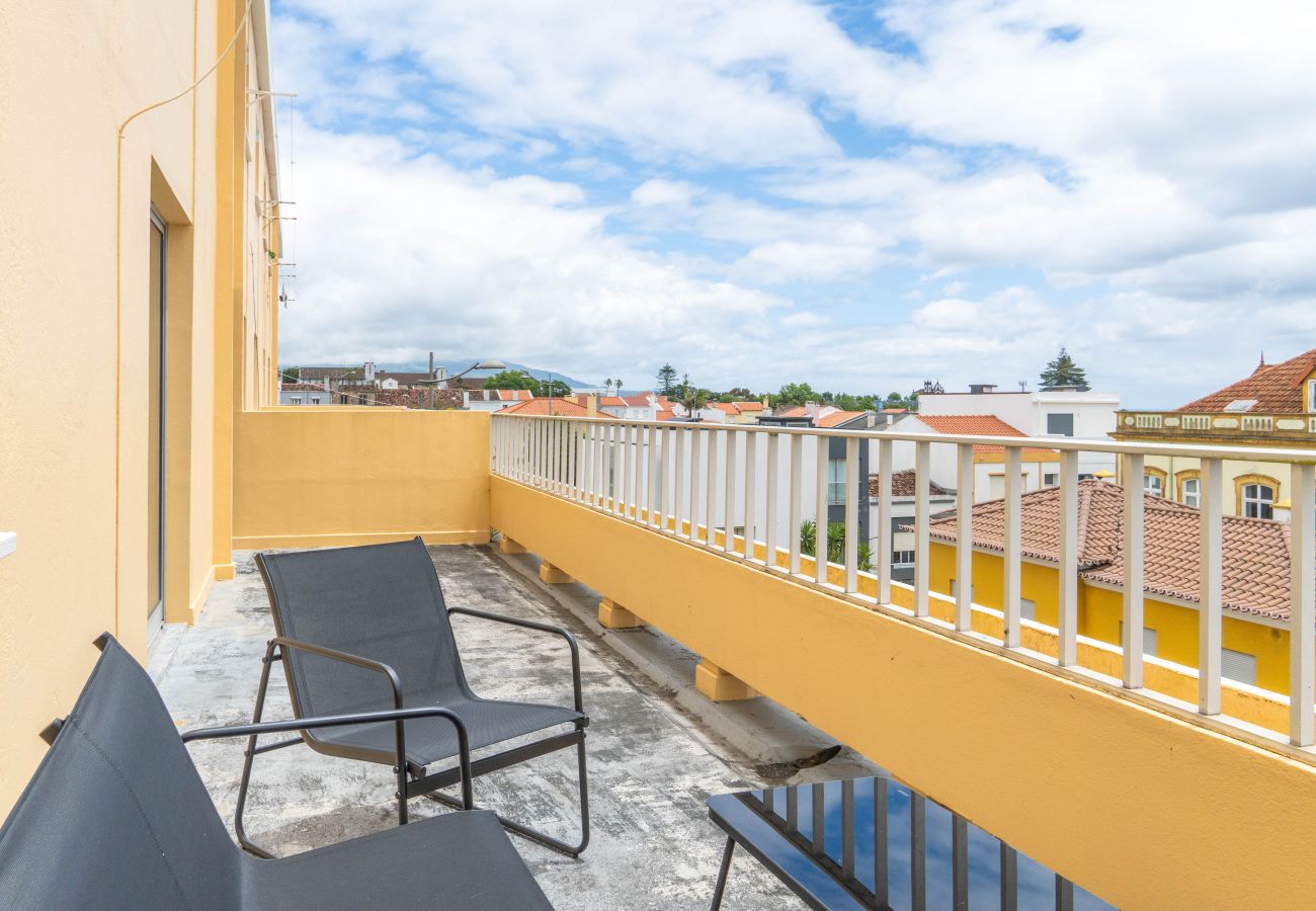 Ferienwohnung in Ponta Delgada - Apartamentos Mãe de Deus 27/3ºesq