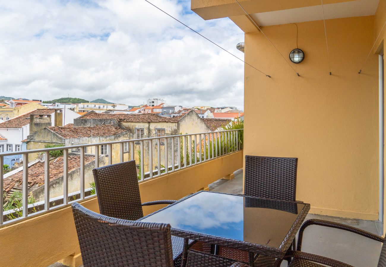 Ferienwohnung in Ponta Delgada - Apartamentos Mãe de Deus 27/3ºesq