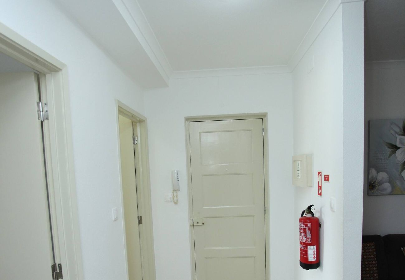 Ferienwohnung in Ponta Delgada - Apartamentos Mãe de Deus 33 3E