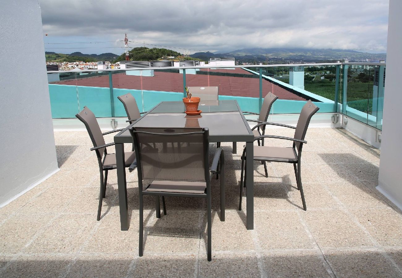 Residenz in Ponta Delgada - Rooftop Terrace Apartment PDL