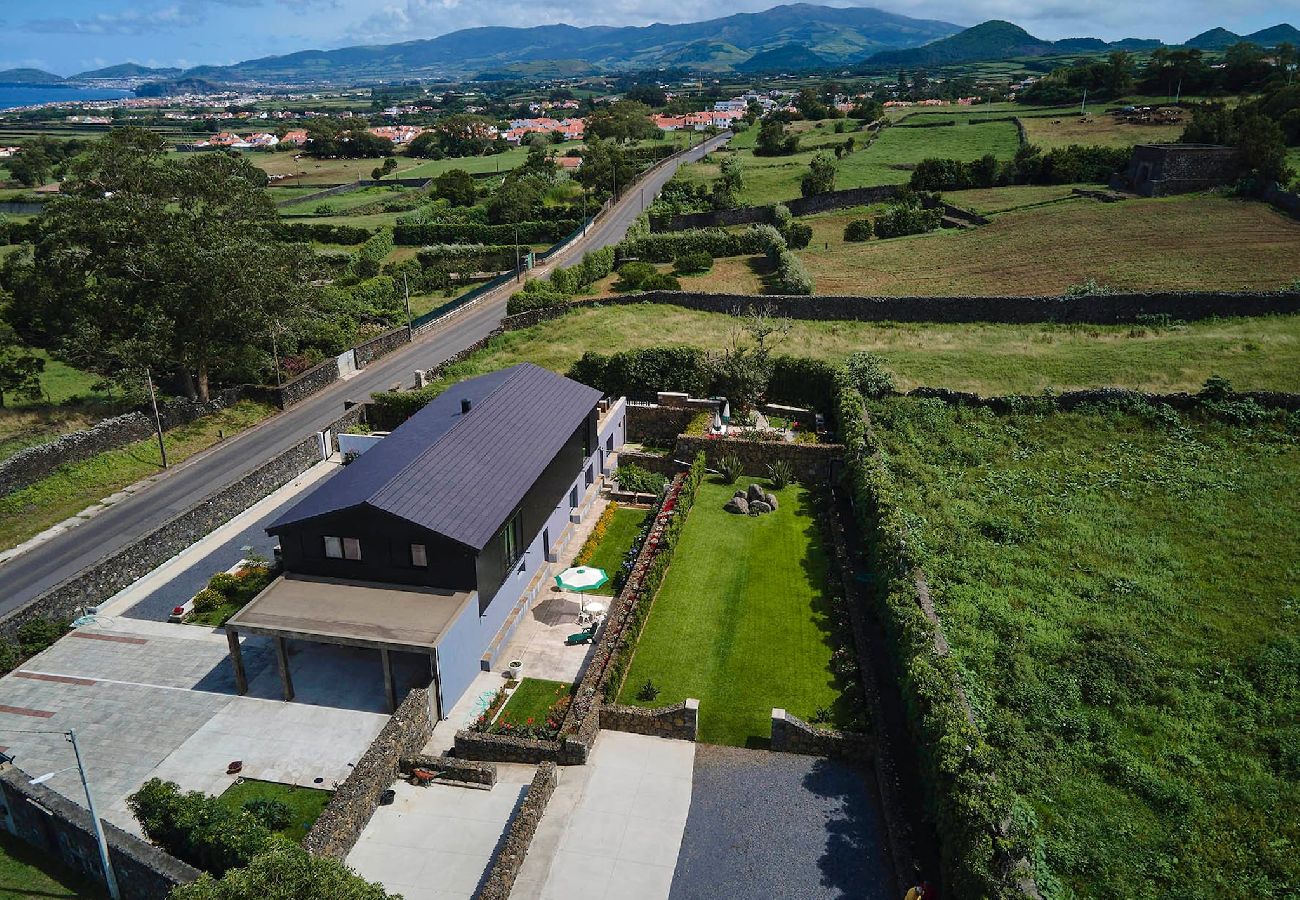 Ferienwohnung in Calhetas - Your Azorean Home 2