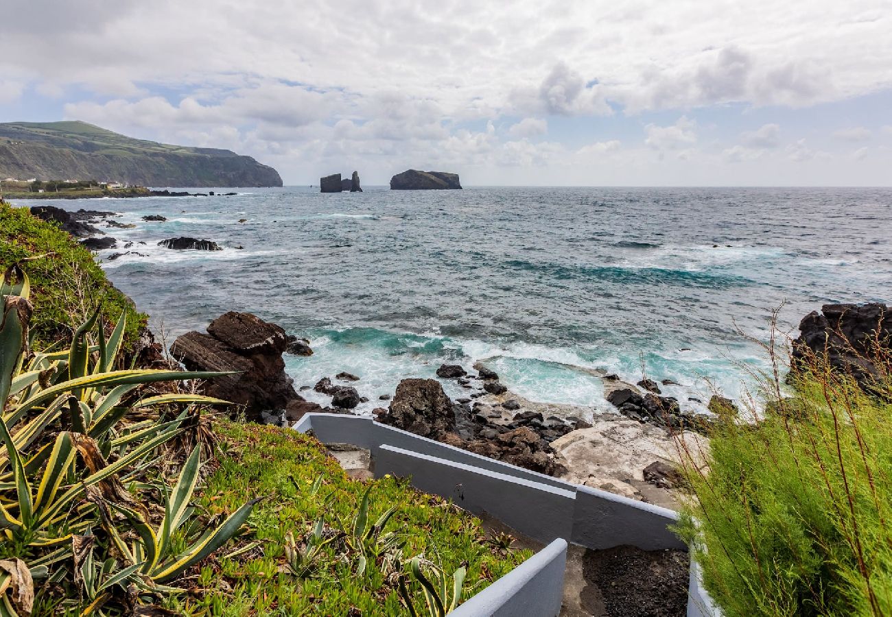 Ferienhaus in Mosteiros - Mosteiros Natural Pool House