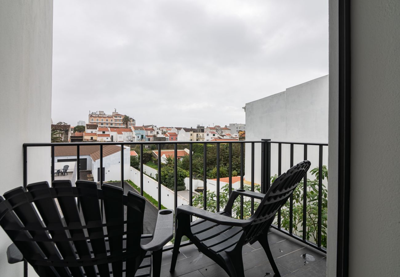 Zimmeranmietung in Ponta Delgada - The Rock Hostel 1