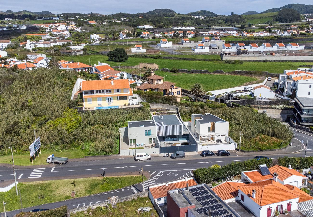 Villa in São Roque - Beach Front Villa