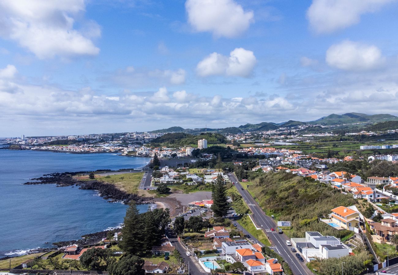 Villa in São Roque - Beach Front Villa