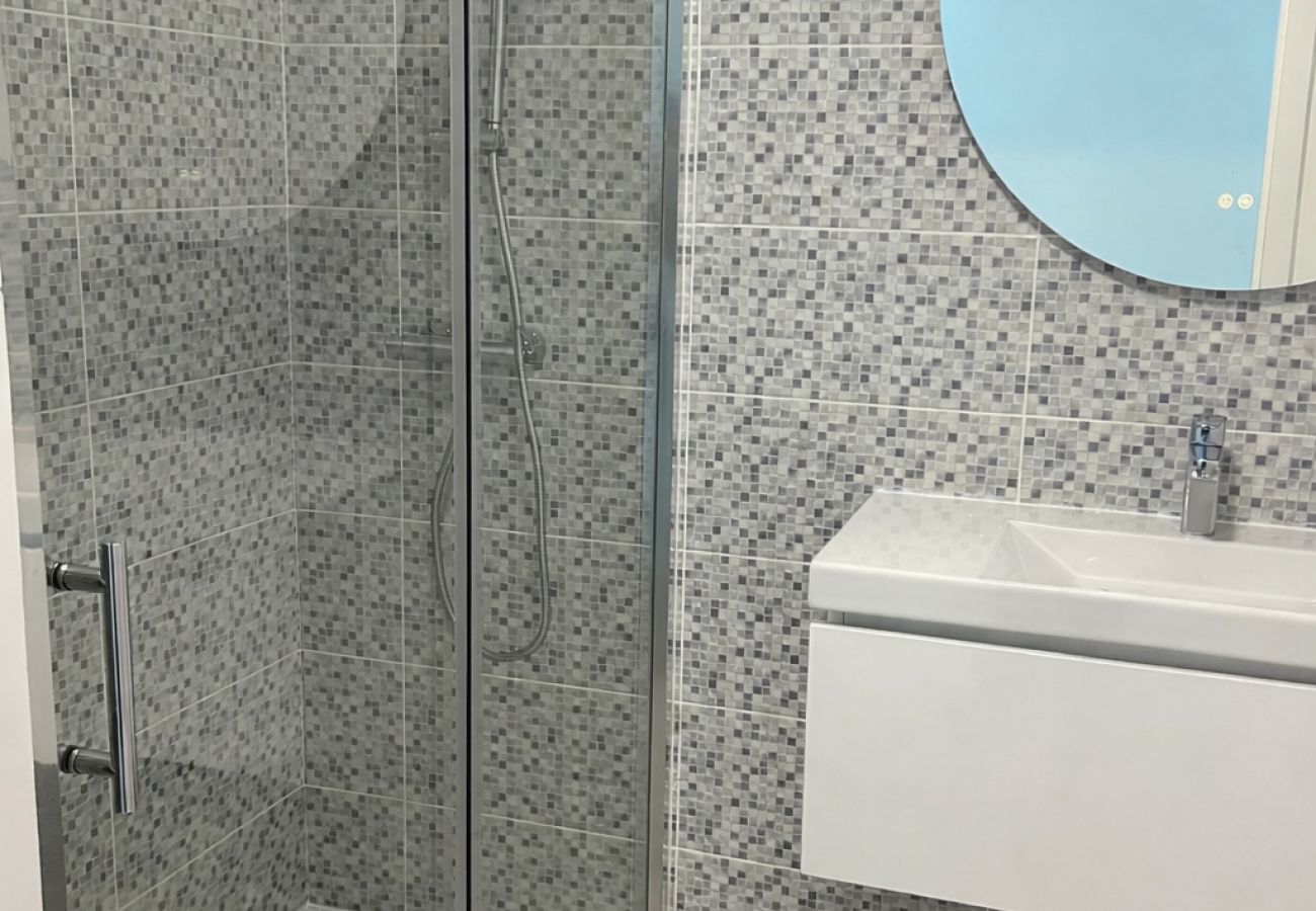 Villa in São Roque - Beach Front Villa