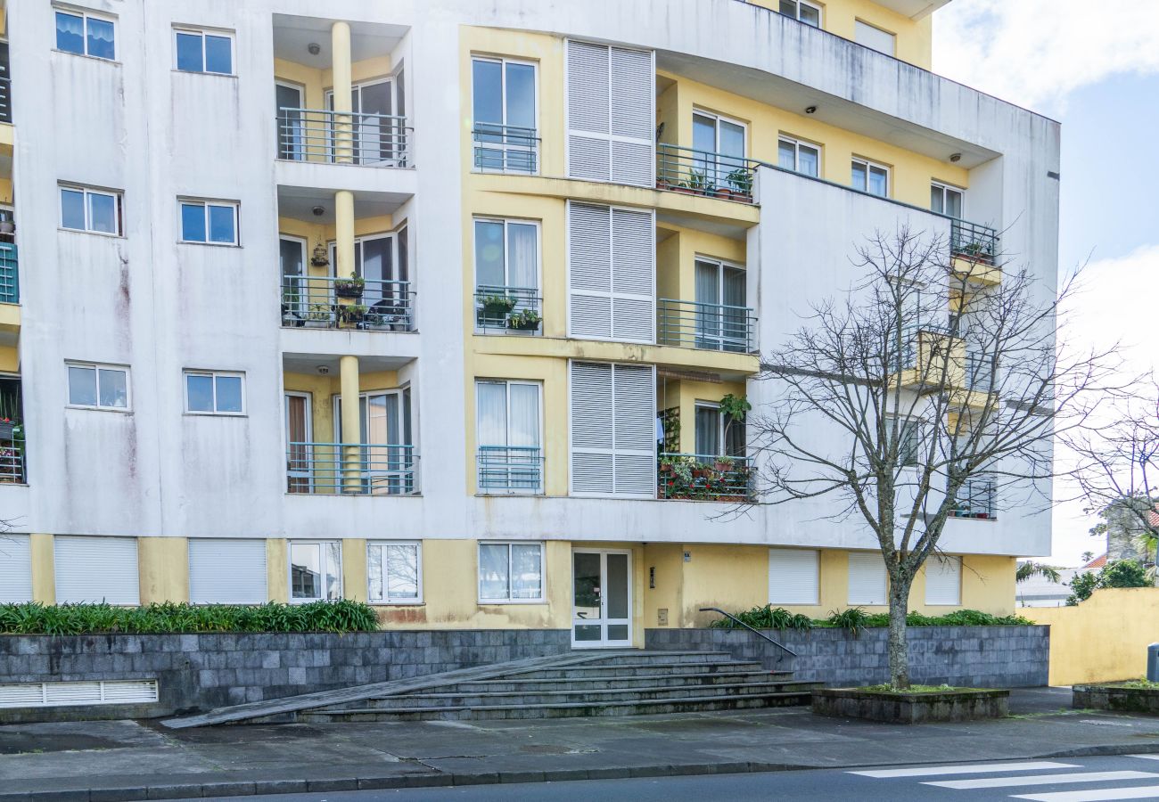 Ferienwohnung in Ponta Delgada - CityScape Apartment