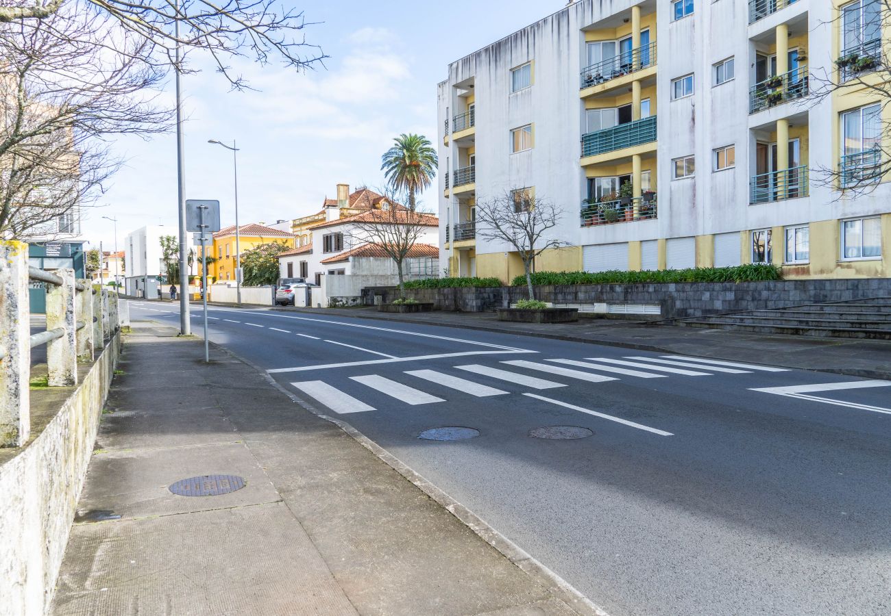 Ferienwohnung in Ponta Delgada - CityScape Apartment