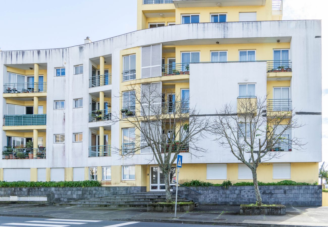 Ferienwohnung in Ponta Delgada - CityScape Apartment