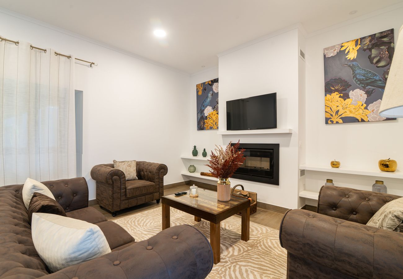 Zimmeranmietung in Capelas - Vila Rosario - Suite Room