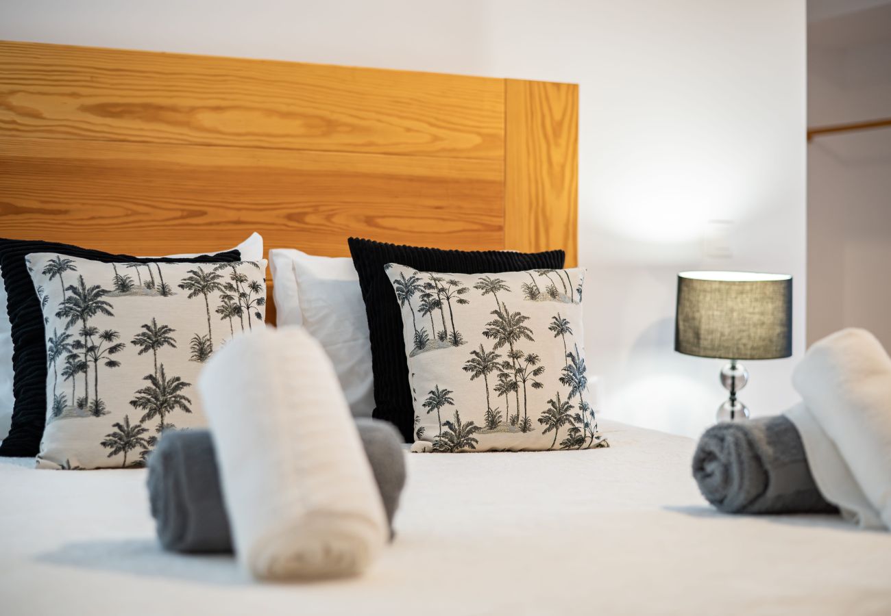 Zimmeranmietung in Capelas - Vila Rosario - Suite Room