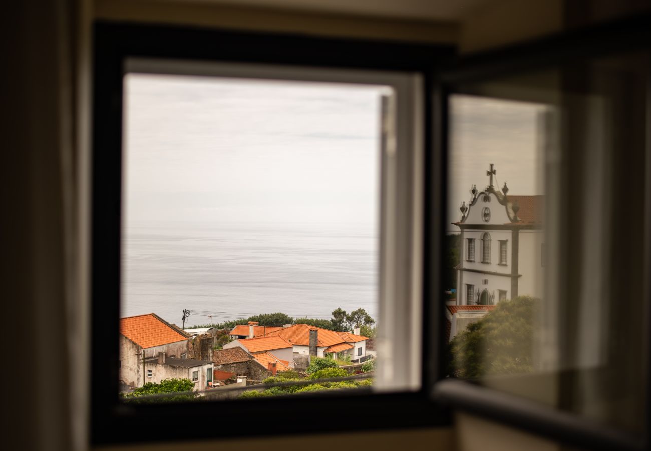 Ferienhaus in Feteiras - Atlantic Seaview Window