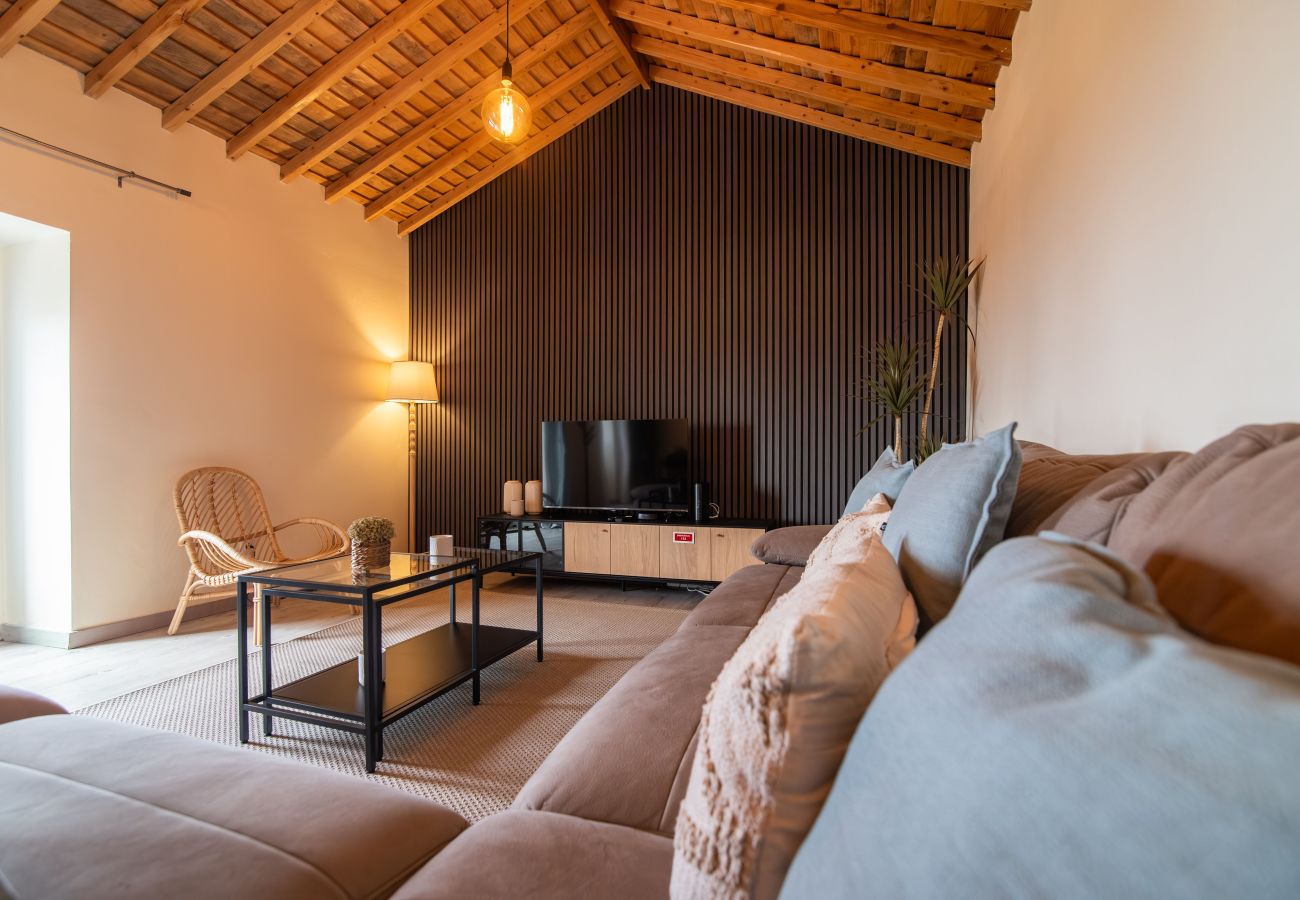 Ferienhaus in Feteiras - Atlantic Seaview Window