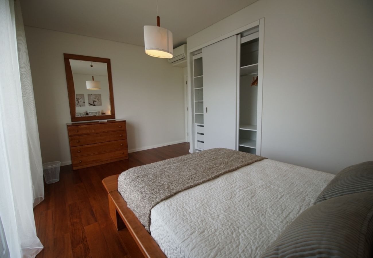 Ferienwohnung in Fajã de Baixo - City View Apartment