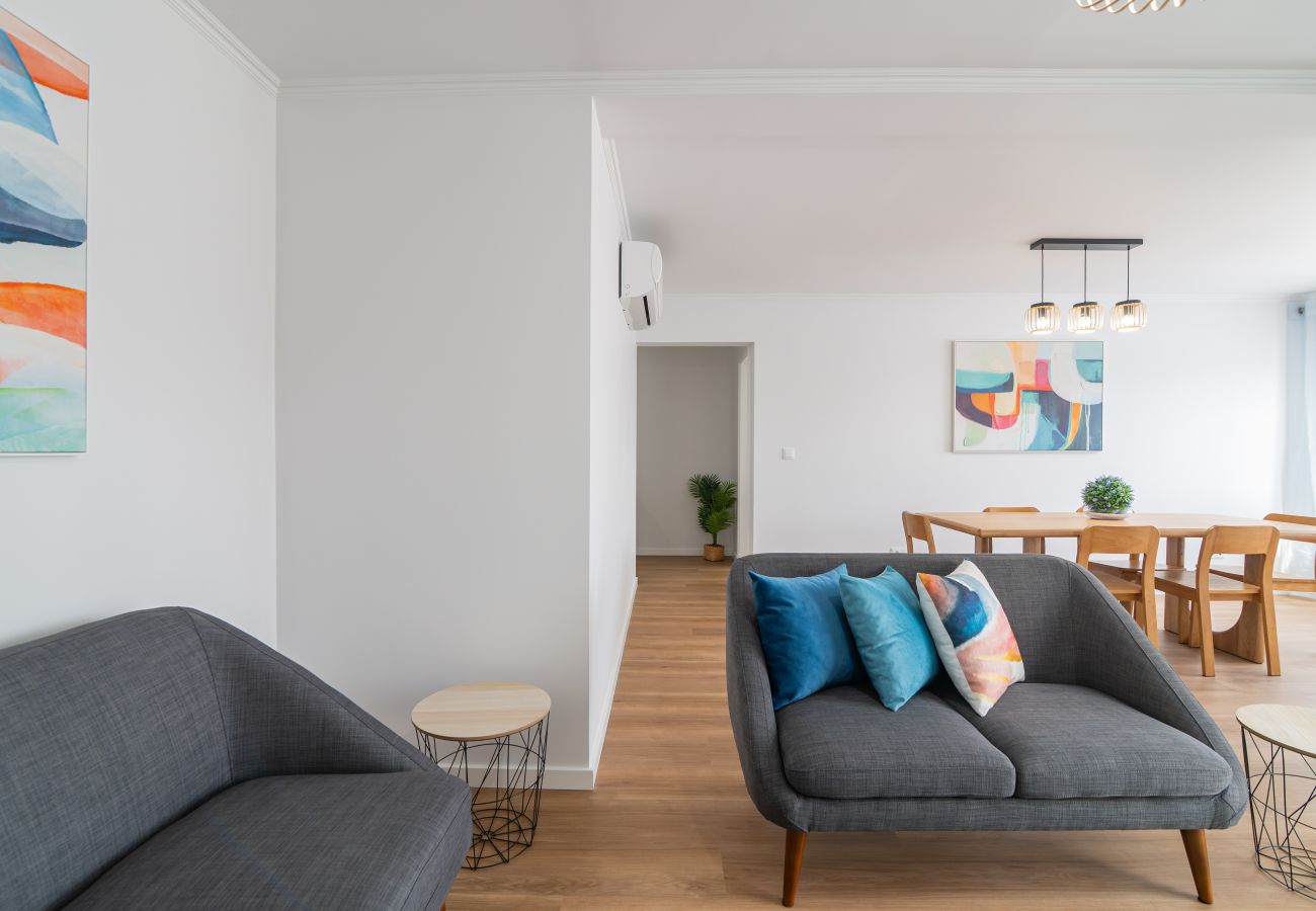 Ferienwohnung in Ponta Delgada - MAR & LAVA 84-Downtown Apartment