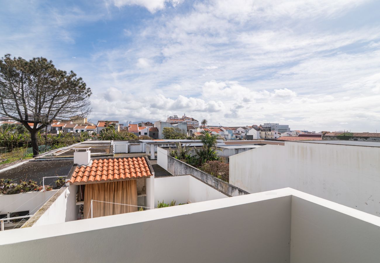 Ferienwohnung in Ponta Delgada - MAR & LAVA 84-Downtown Apartment