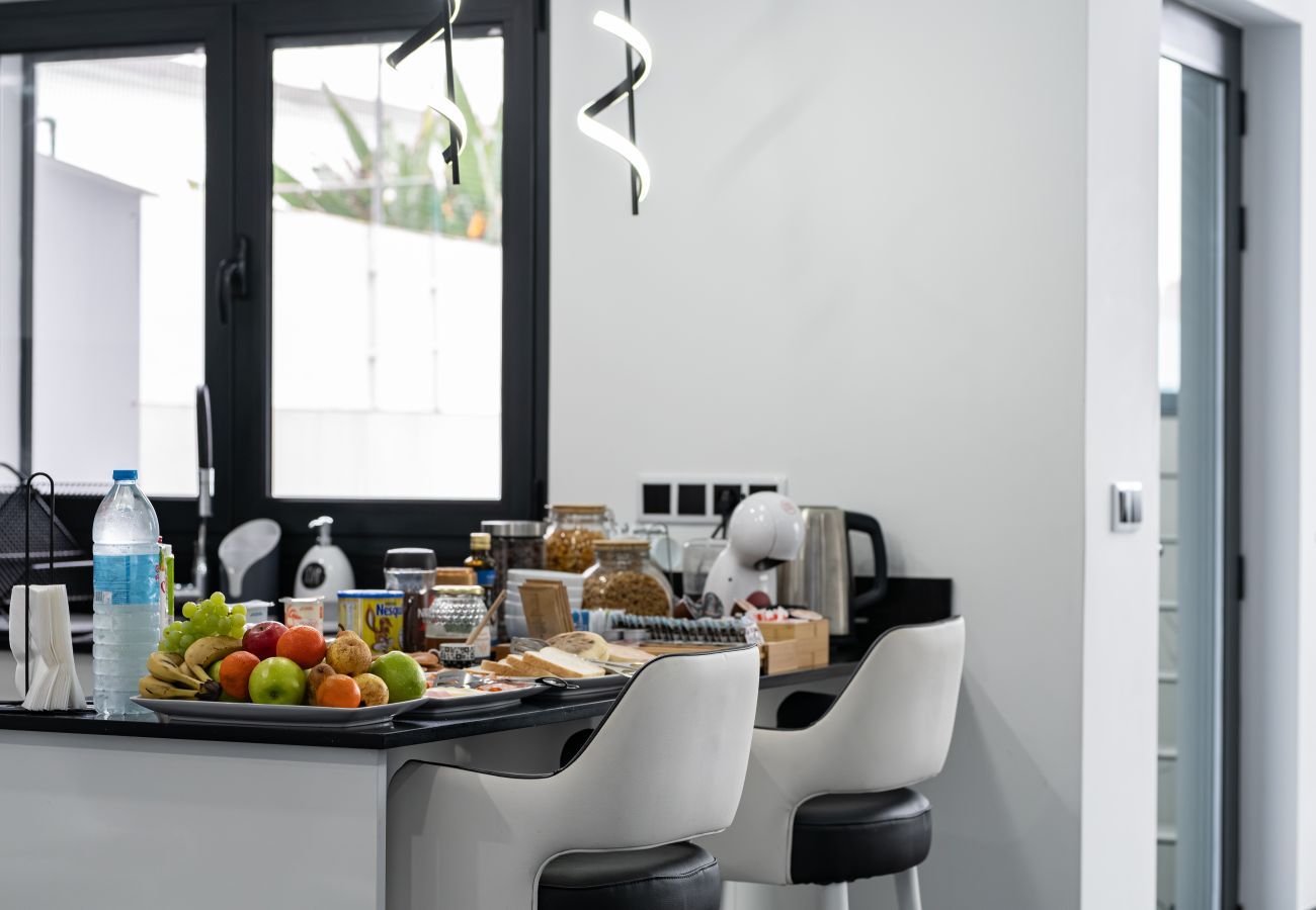 Rent by room in Ponta Delgada - The Rock Hostel 1