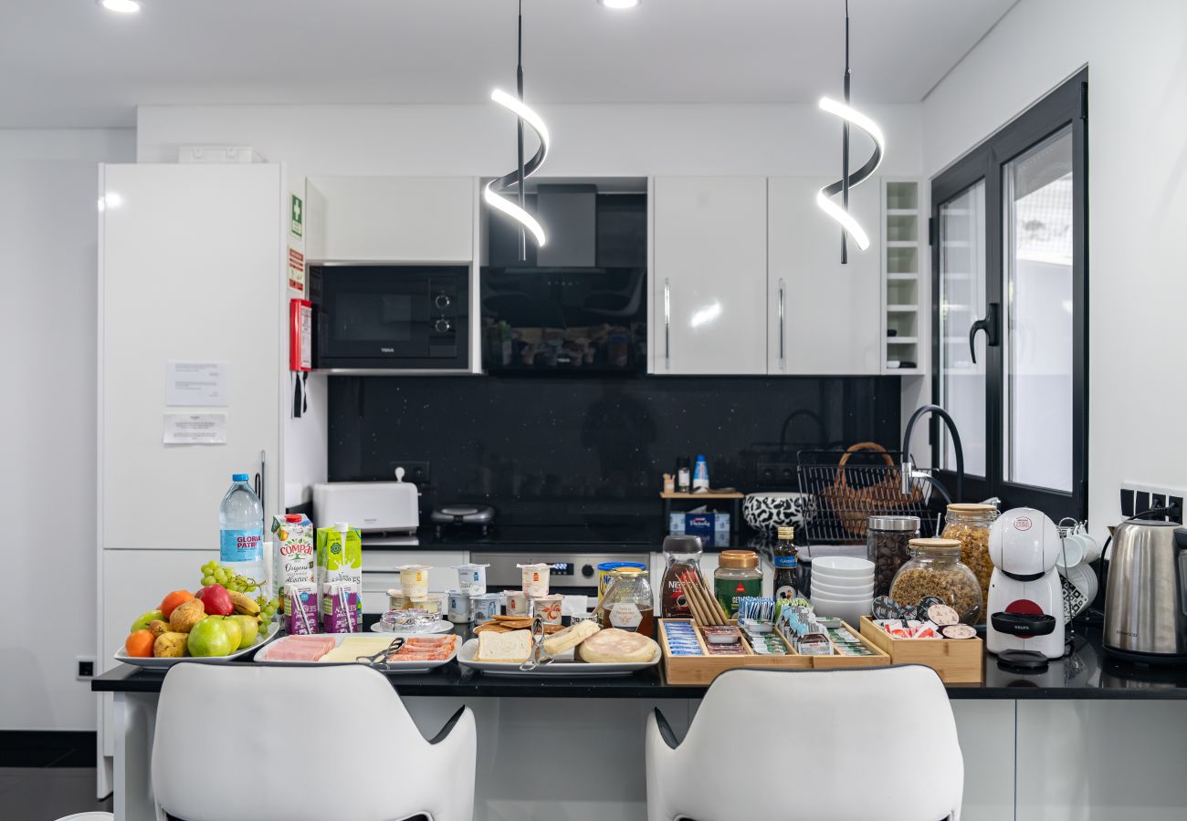 Rent by room in Ponta Delgada - The Rock Hostel 1