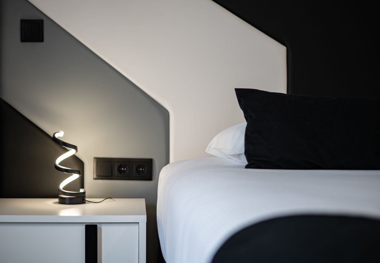 Rent by room in Ponta Delgada - The Rock Hostel 1