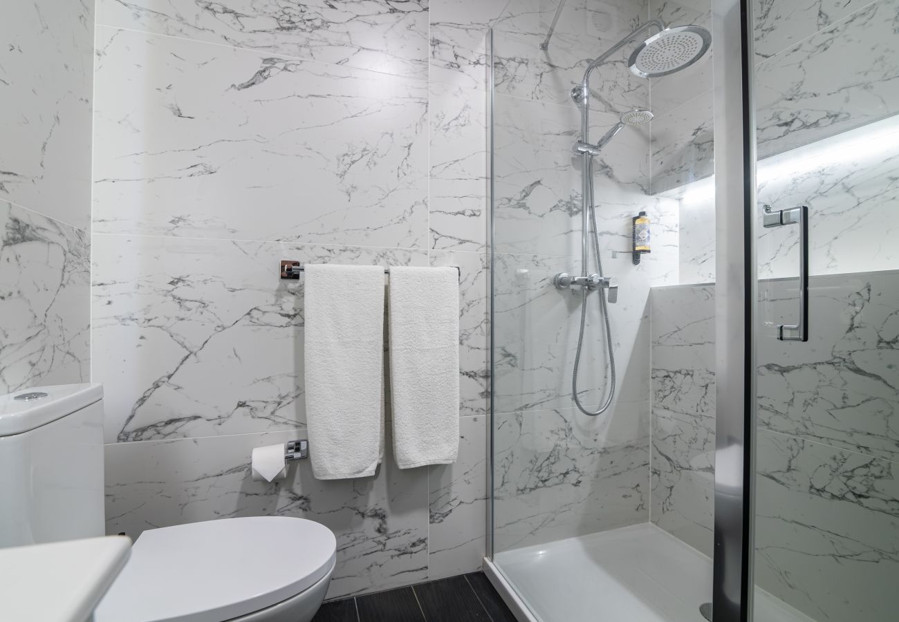 Rent by room in Ponta Delgada - The Rock Hostel 1