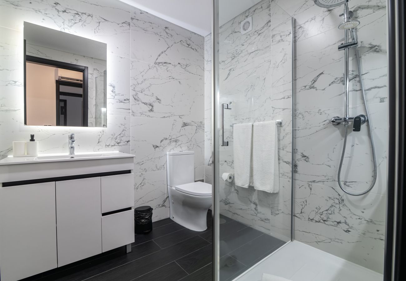 Rent by room in Ponta Delgada - The Rock Hostel 1