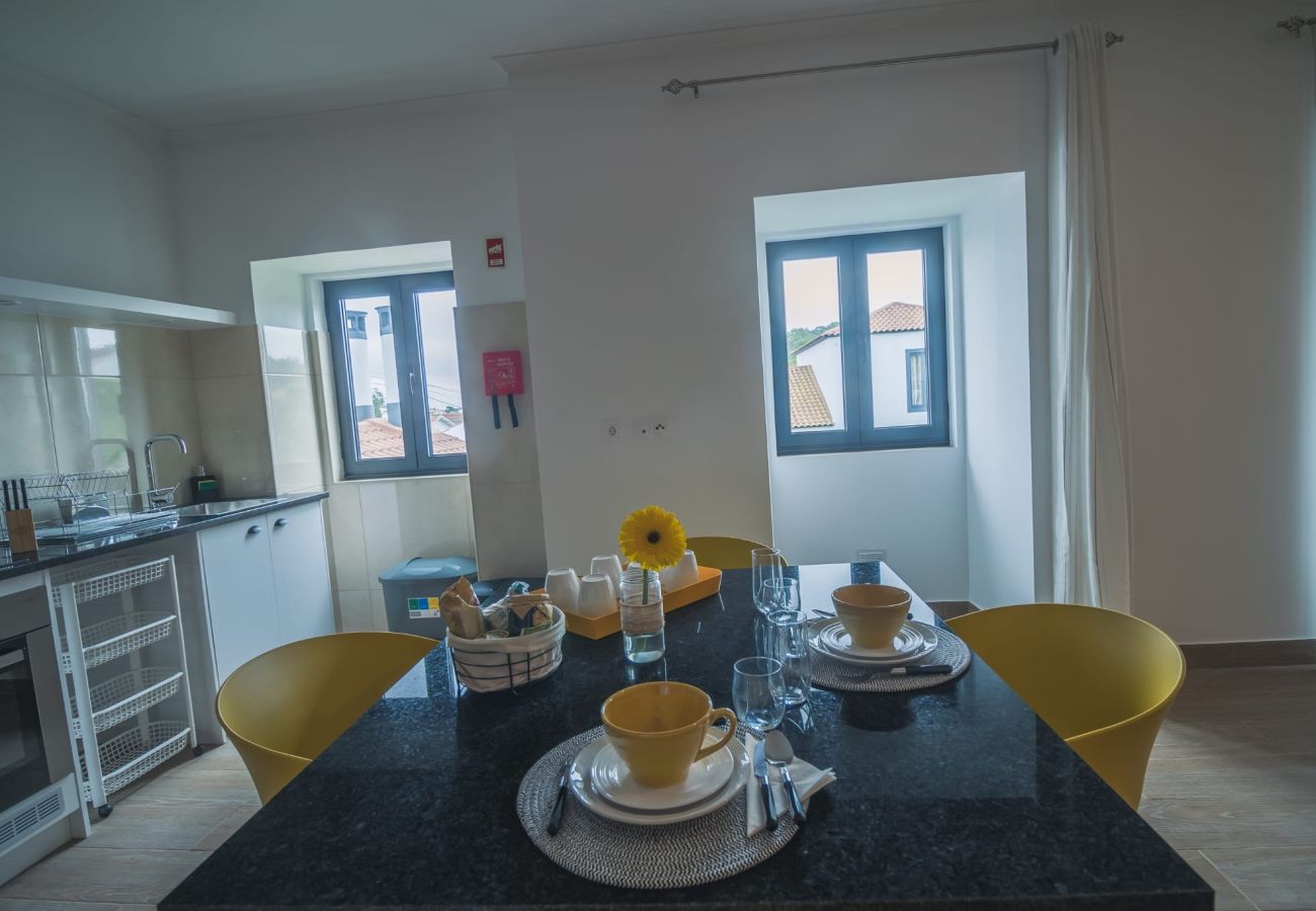 Rent by room in Capelas - Vila Rosario - Standard Room 1