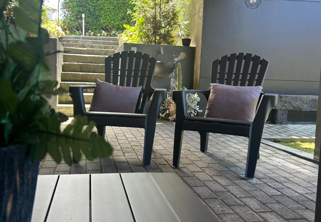 Rent by room in Capelas - Vila Rosario - Standard Room 1