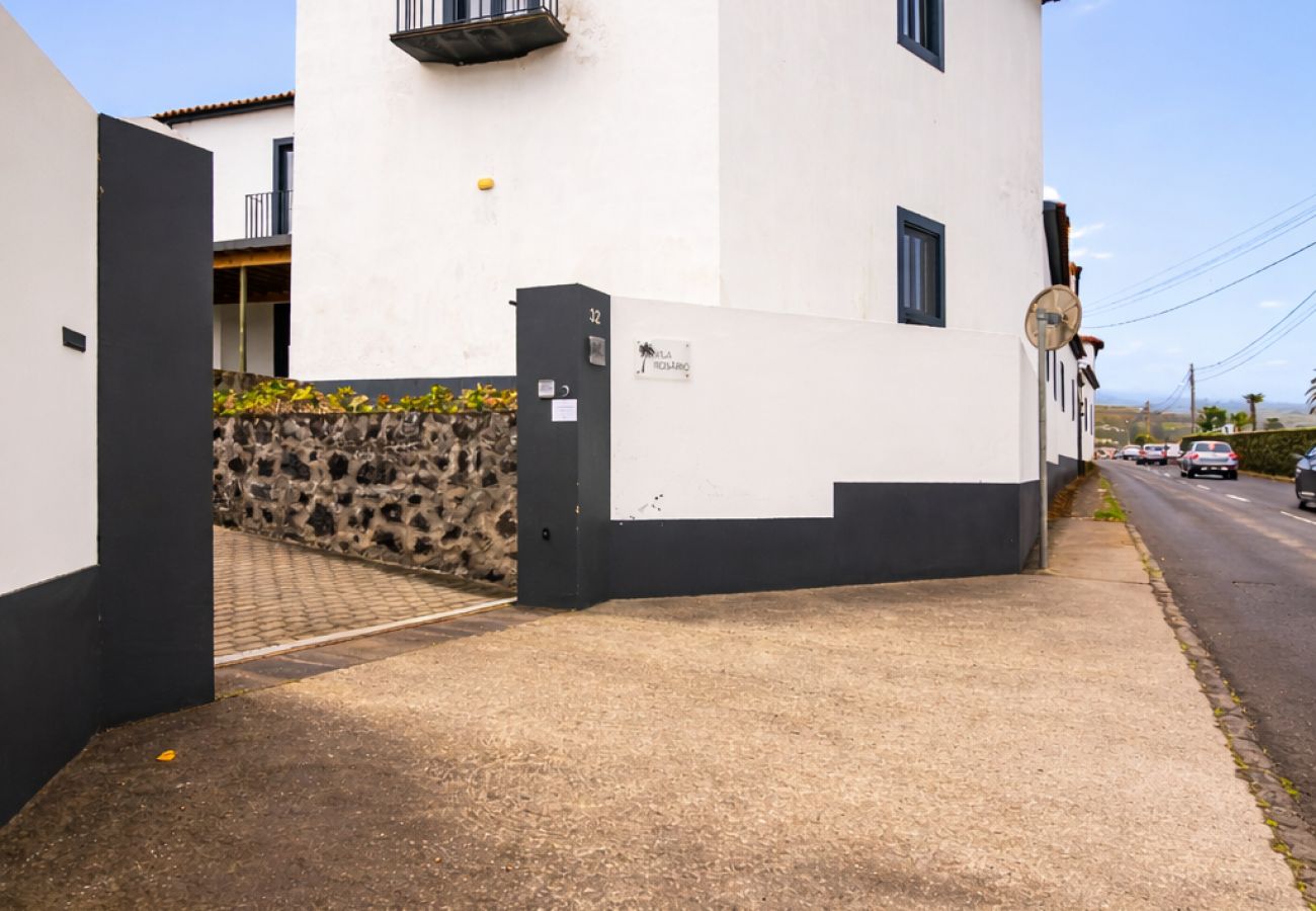 Rent by room in Capelas - Vila Rosario - Standard Room 1