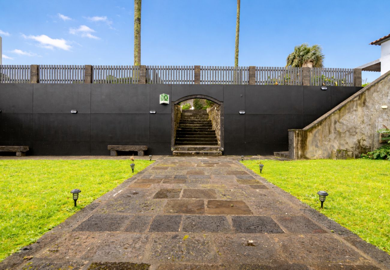 Rent by room in Capelas - Vila Rosario - Standard Room 1