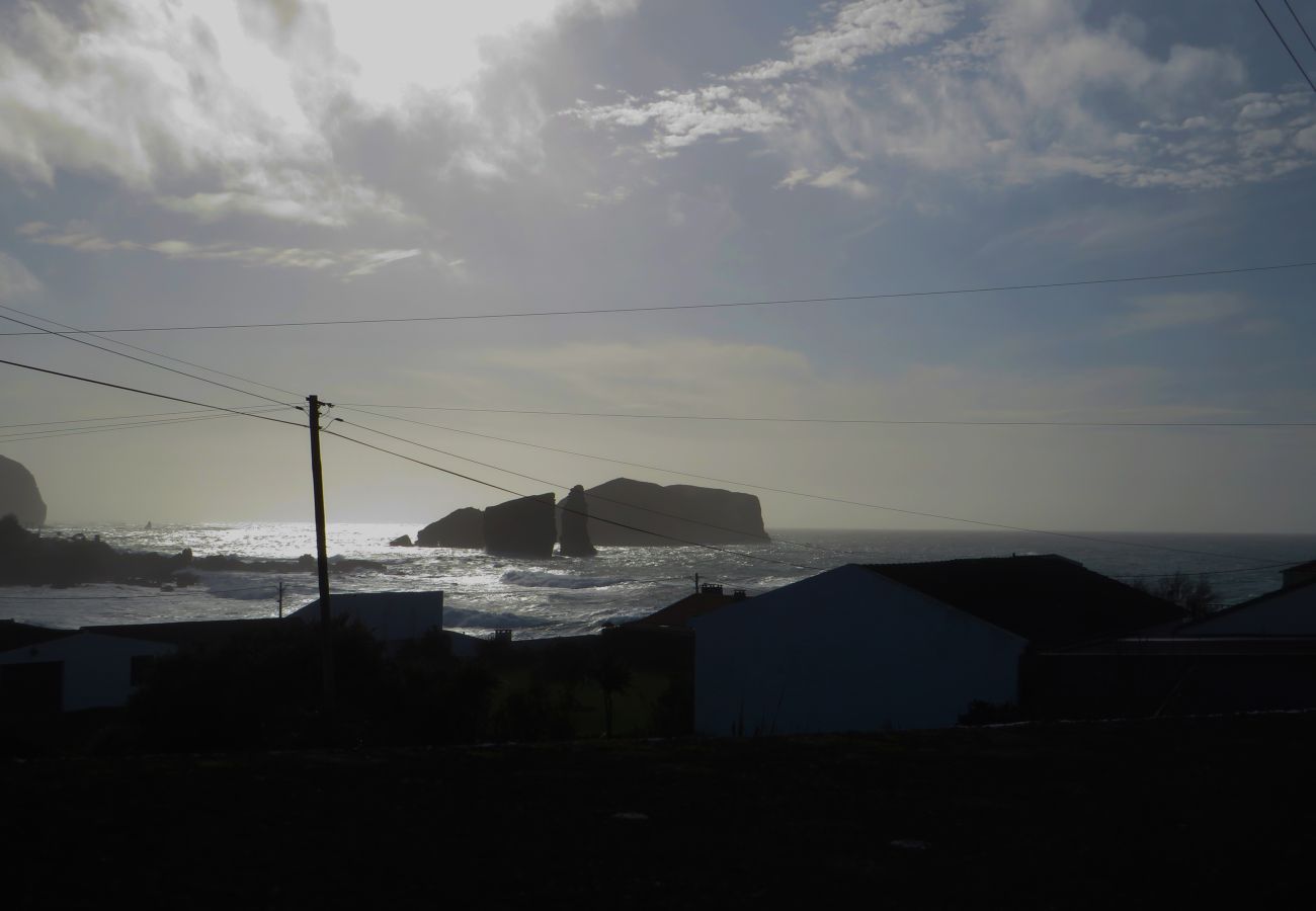 House in Mosteiros - Mosteiros Coastal Haven