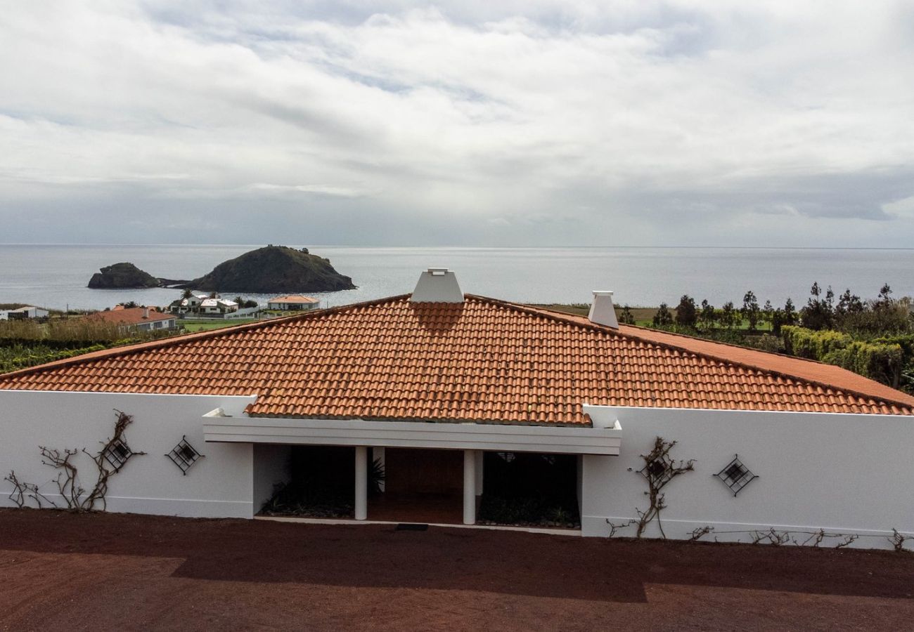 House in Vila Franca do Campo - The Princess Ring View