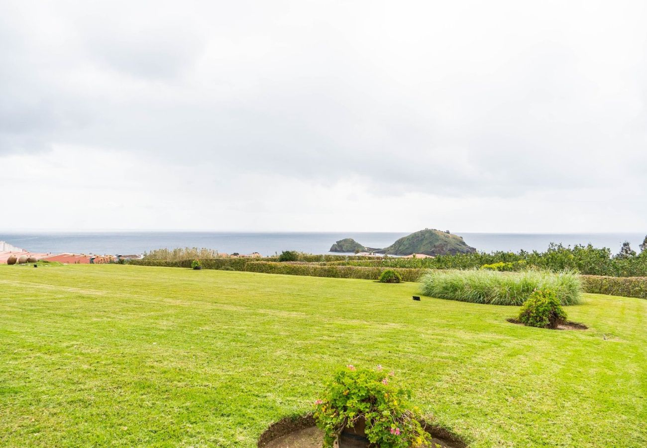 House in Vila Franca do Campo - The Princess Ring View