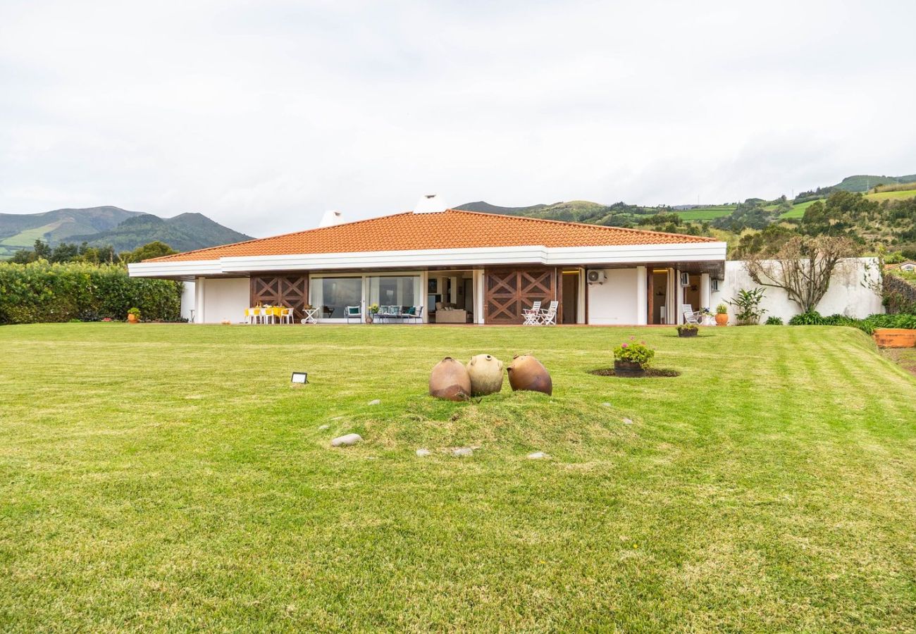 House in Vila Franca do Campo - The Princess Ring View