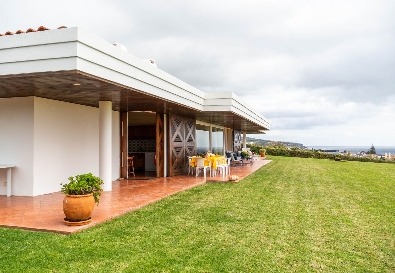 House in Vila Franca do Campo - The Princess Ring View