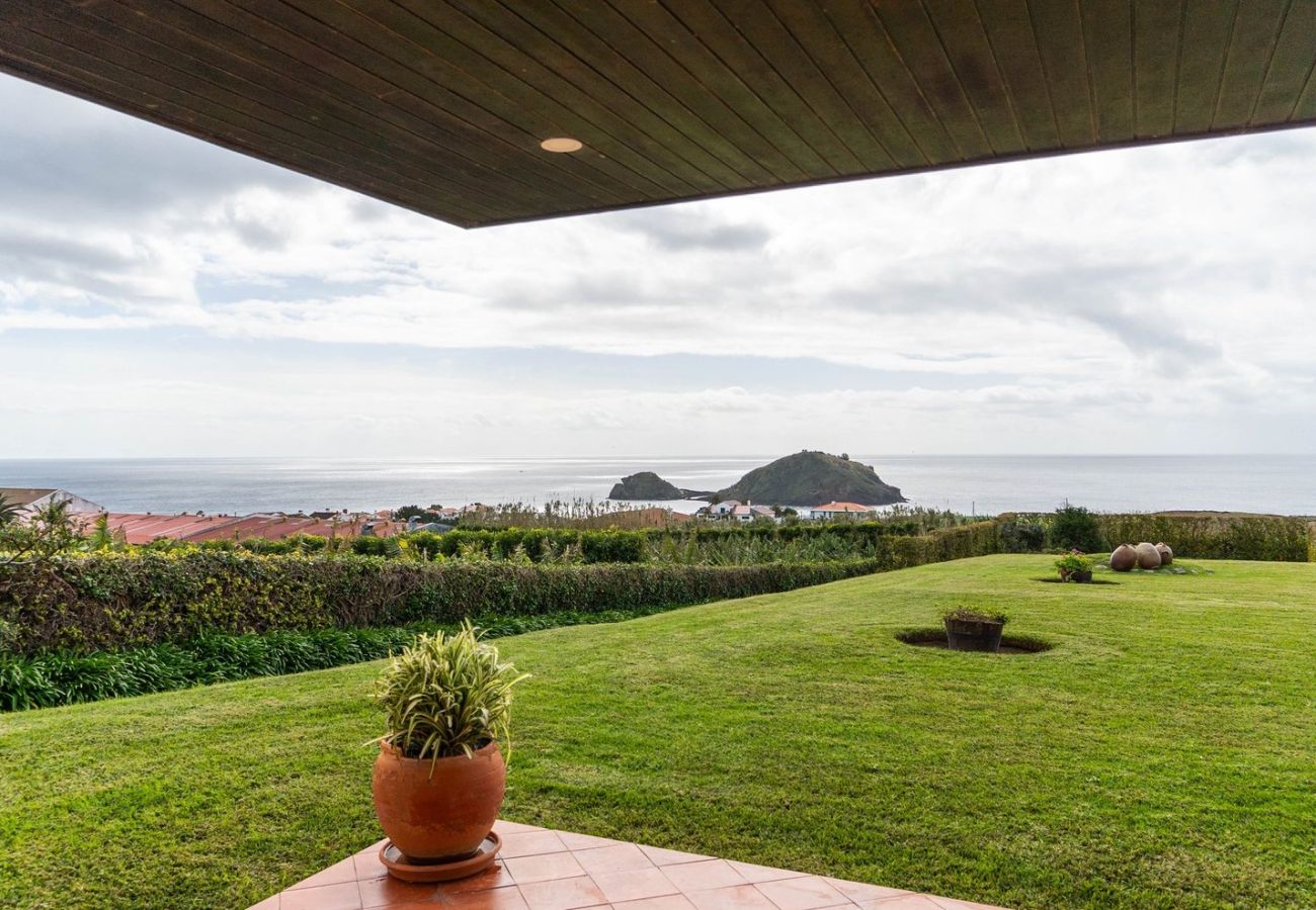 House in Vila Franca do Campo - The Princess Ring View