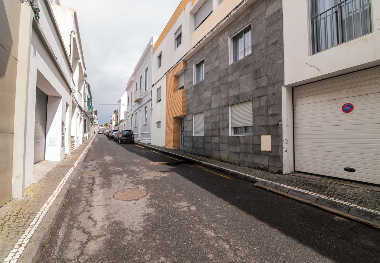 Apartment in Ponta Delgada - MAR & LAVA 84-Downtown Apartment